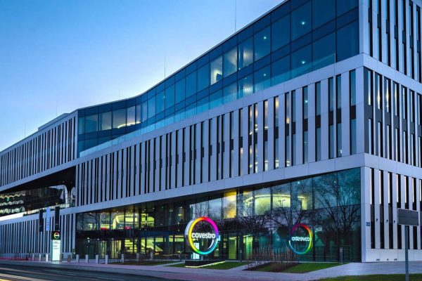 Covestro and bp sign long-term supply agreement for solar power in Spain