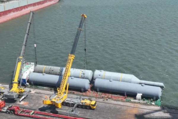 Huajin Aramco Project Enters Critical Installation Phase with Arrival of Key Equipment