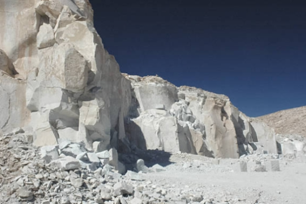 Calcium Carbonate: A Key Ingredient for Enhanced Adhesive Performance