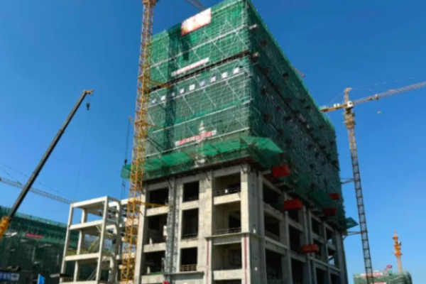 September 24, 2024 – Northern Huajin Gasification Project Marks Major Milestone with Gasification Framework Topping-Out