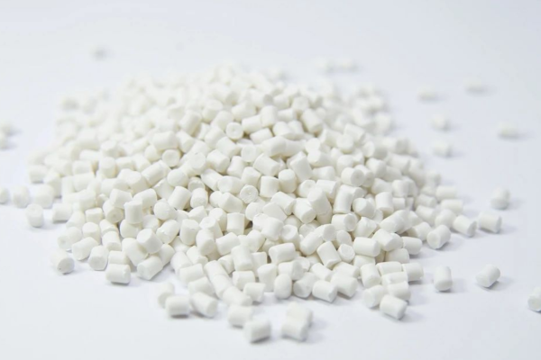 Unveiling the Importance of White Masterbatch in Everyday Plastics