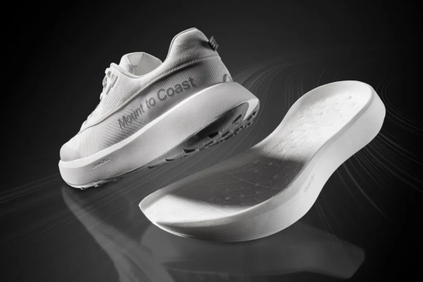 Mount to Coast Unveils Eco-Friendly Ultra-Running Shoes with BASF’s ecoflex BMB