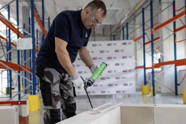 Sustainable Strength: Covestro and Selena’s New Bio-Based Bricklaying Solution