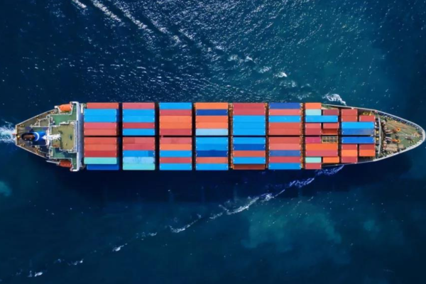 US Ports Handle Massive Container Imports Before Tariff Deadline