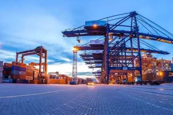 Energy and Chemical Sectors Face Uncertainties Amid Sino-US Trade War Renewal