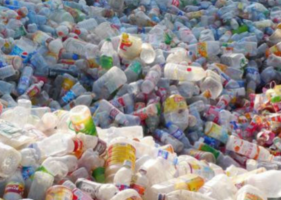 From Garbage to Gold: Microwave – Driven Waste Plastic Recycling